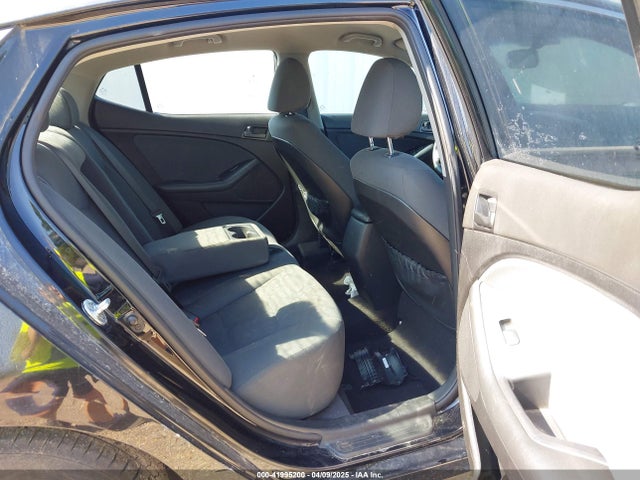 5XXGM4A76FG434663 KIA Optima Lx