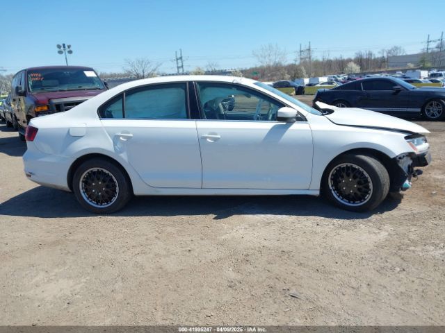 3VW2B7AJ4HM403584 Volkswagen Jetta 1.4t S