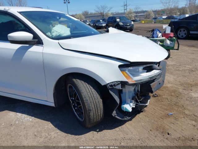 3VW2B7AJ4HM403584 Volkswagen Jetta 1.4t S