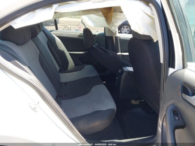 3VW2B7AJ4HM403584 Volkswagen Jetta 1.4t S