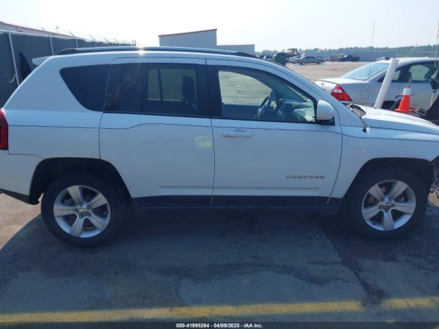 1C4NJCEB7ED794428 Jeep Compass Latitude
