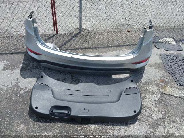 5XYZT3LB6JG563580 Hyundai Santa Fe Sport 2.4l