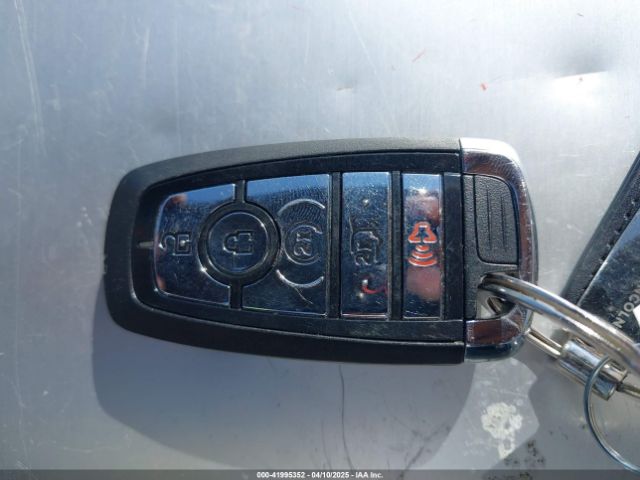 5LM5J7WC8PGL07326 Lincoln Aviator Reserve
