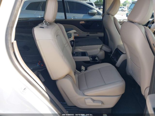 5LM5J7WC8PGL07326 Lincoln Aviator Reserve