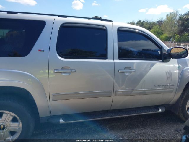 1GNSKJE72ER230728 Chevrolet Suburban 1500 Lt
