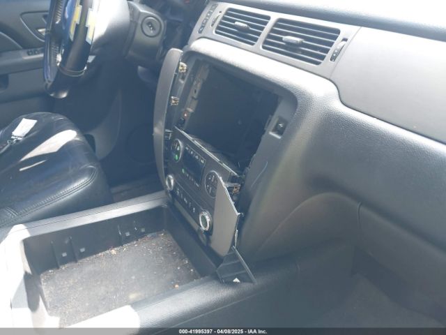 1GNSKJE72ER230728 Chevrolet Suburban 1500 Lt