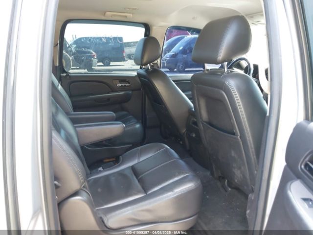 1GNSKJE72ER230728 Chevrolet Suburban 1500 Lt