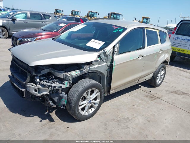 Ford ESCAPE SE 2018 1FMCU0GD2JUD25135 Image 2