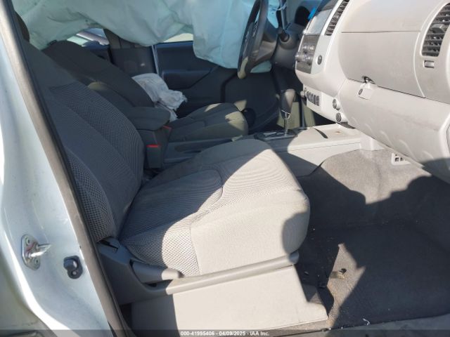 1N6ED0EB8MN717952 Nissan Frontier Sv 4x4