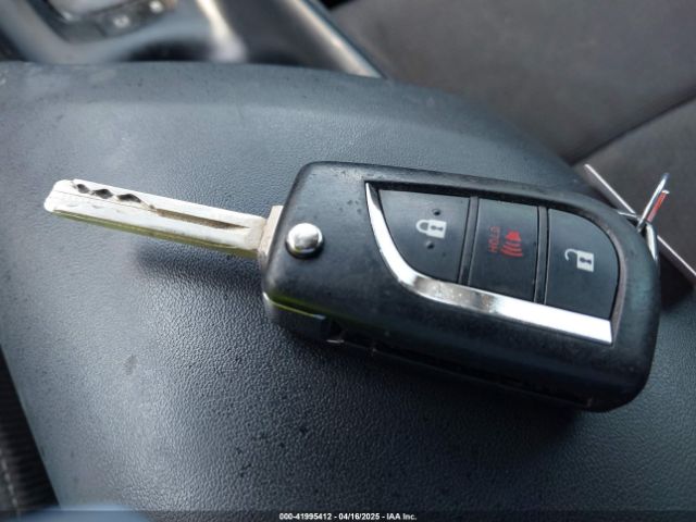 NMTKHMBX9JR034597 Toyota C-HR XLE