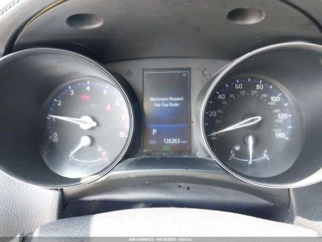 NMTKHMBX9JR034597 Toyota C-HR XLE
