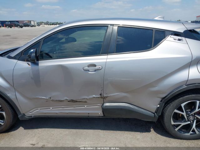 NMTKHMBX9JR034597 Toyota C-HR XLE