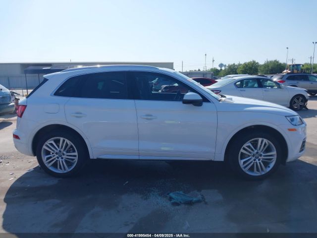 WA1BNAFY4J2229231 Audi Q5 2.0t Premium/2.0t Tech Premium