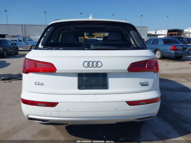 WA1BNAFY4J2229231 Audi Q5 2.0t Premium/2.0t Tech Premium