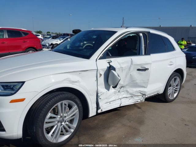 WA1BNAFY4J2229231 Audi Q5 2.0t Premium/2.0t Tech Premium