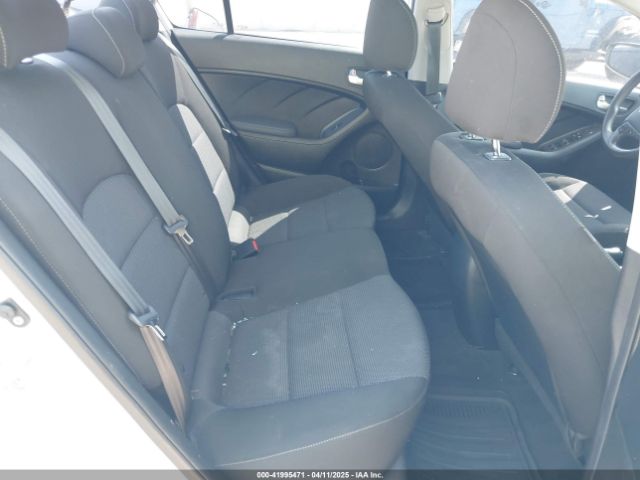 3KPFK4A76JE273430 KIA FORTE LX