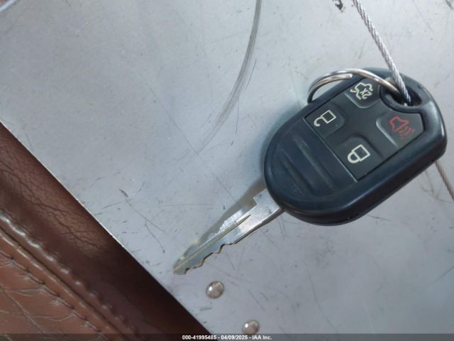 1ZVBP8EM0E5276555 Ford Mustang V6 Premium