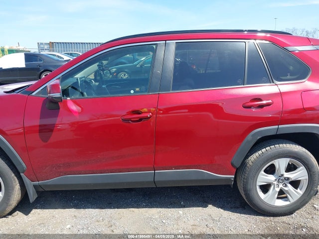 Toyota Rav4 Xle 2019 JTMW1RFV1KD508620 Image 14
