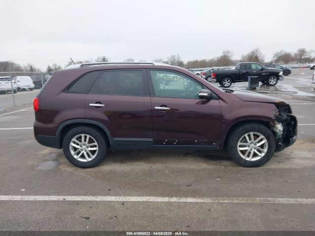 5XYKTCA61FG568054 KIA SORENTO LX