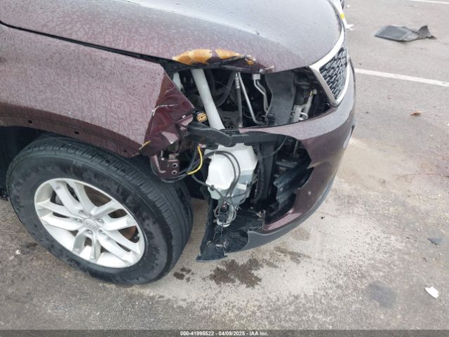 5XYKTCA61FG568054 KIA SORENTO LX