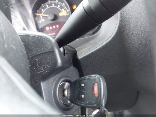 1C4NJRBB9GD805794 Jeep Patriot Sport