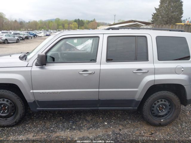 1C4NJRBB9GD805794 Jeep Patriot Sport