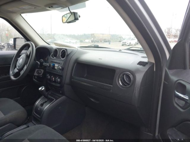1C4NJRBB9GD805794 Jeep Patriot Sport
