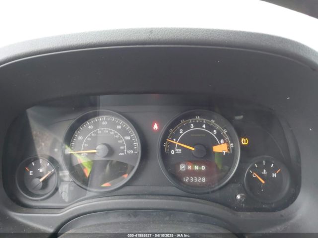 1C4NJRBB9GD805794 Jeep Patriot Sport