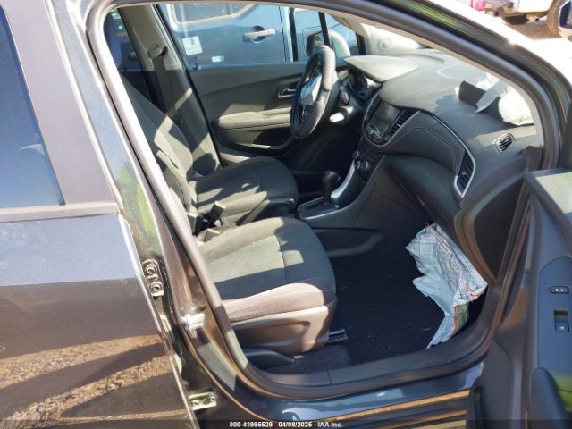 3GNCJKSB4LL214637 Chevrolet Trax Fwd Ls