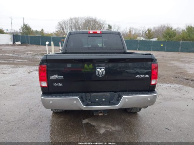 1C6RR7LG4FS748379 RAM 1500 Big Horn