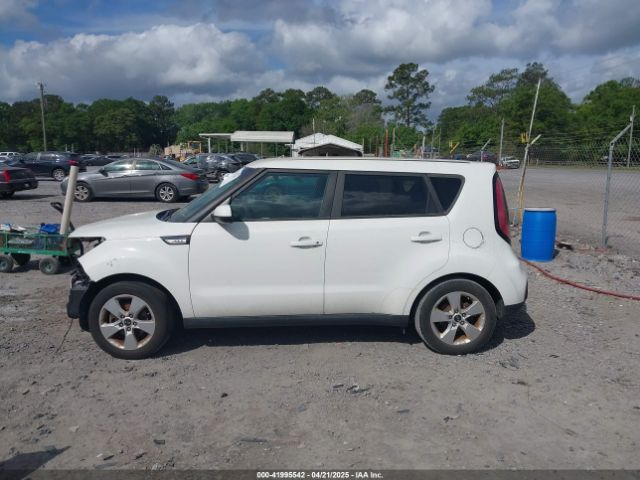 KNDJN2A27H7454136 KIA Soul