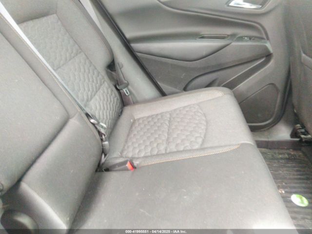 3GNAXJEV2JS649472 Chevrolet EQUINOX LT