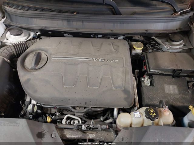 1C4PJMDXXKD294822 Jeep Cherokee Limited 4x4
