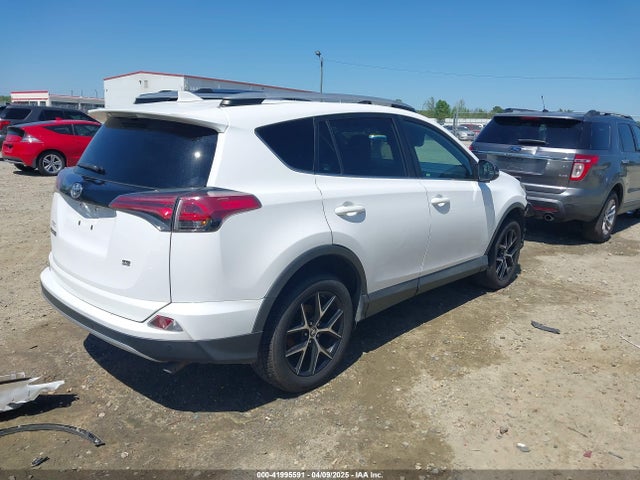 2T3NFREVXGW301846 Toyota RAV4 SE