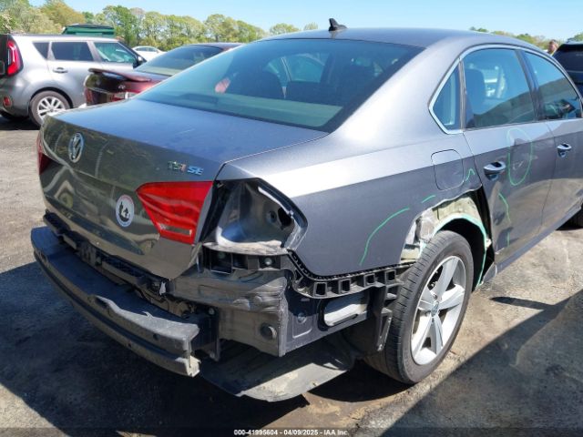 1VWBS7A30FC061177 Volkswagen Passat 1.8t Se