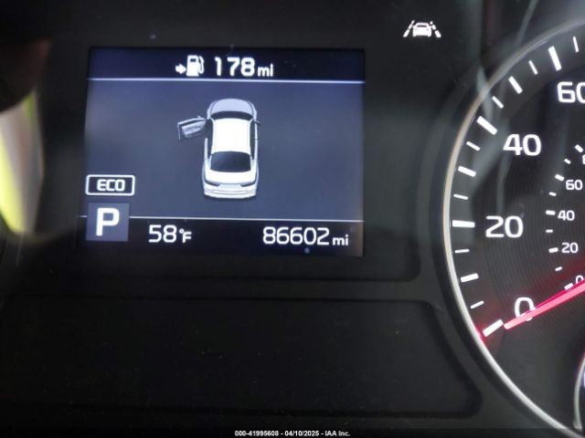 5XXGT4L36KG359017 KIA Optima Lx