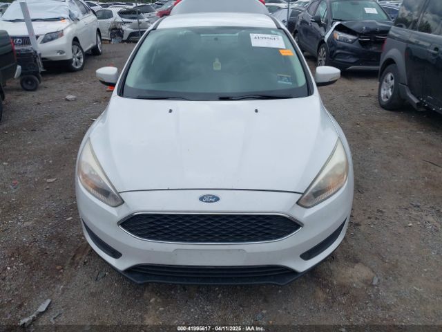 1FADP3F26HL320298 Ford FOCUS SE
