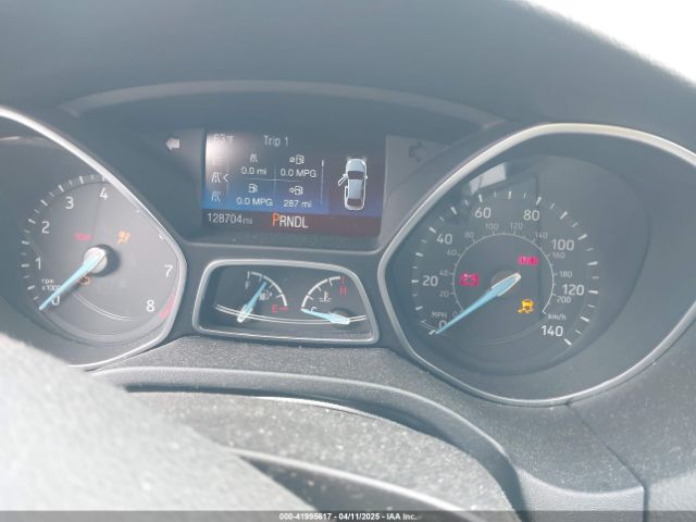 1FADP3F26HL320298 Ford FOCUS SE
