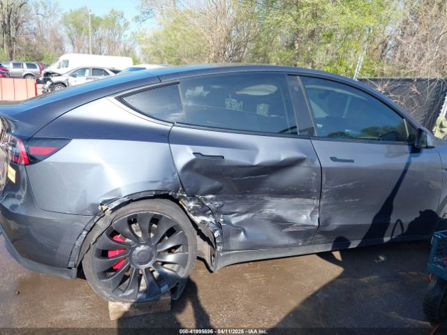 2023 TESLA MODEL Y 7SAYGDEF3PF595170 Photo 5