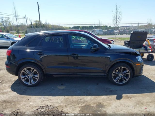 WA1BCCFS2JR000566 Audi Q3 2.0t Premium/2.0t Sport Premium