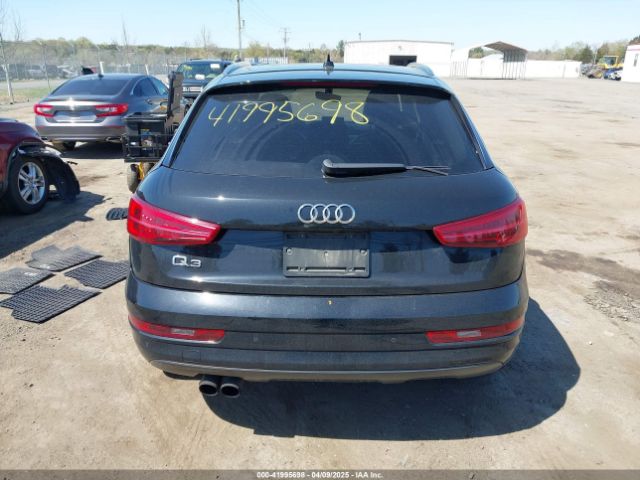 WA1BCCFS2JR000566 Audi Q3 2.0t Premium/2.0t Sport Premium