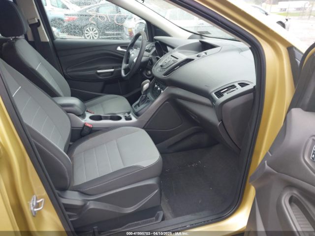 1FMCU9GX6EUC63937 Ford ESCAPE SE