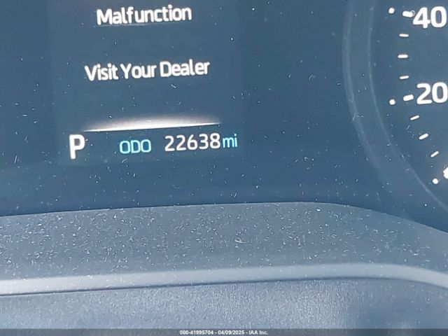 5TDJSKFC9PS095810 Toyota SIENNA XLE
