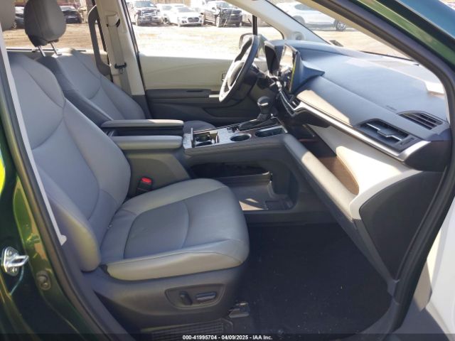 5TDJSKFC9PS095810 Toyota SIENNA XLE