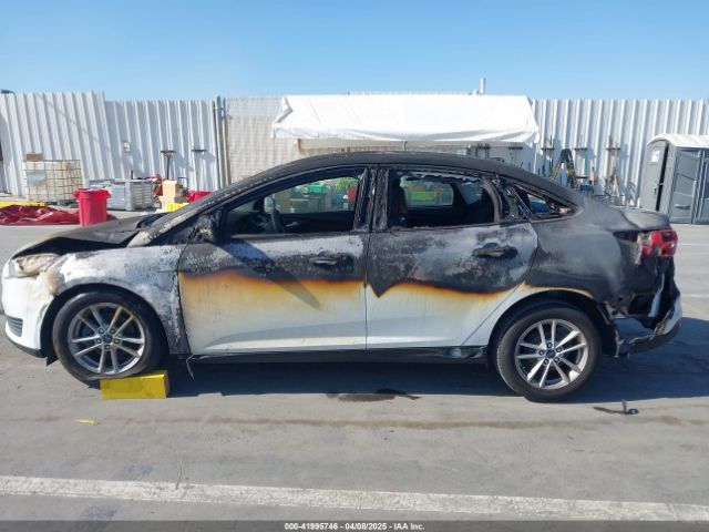 1FADP3F25HL221763 Ford FOCUS SE