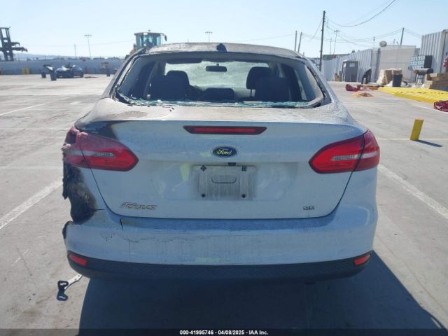 1FADP3F25HL221763 Ford FOCUS SE