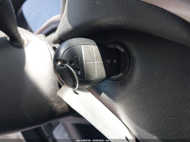 1C4PJLAB7GW107230 Jeep Cherokee Sport