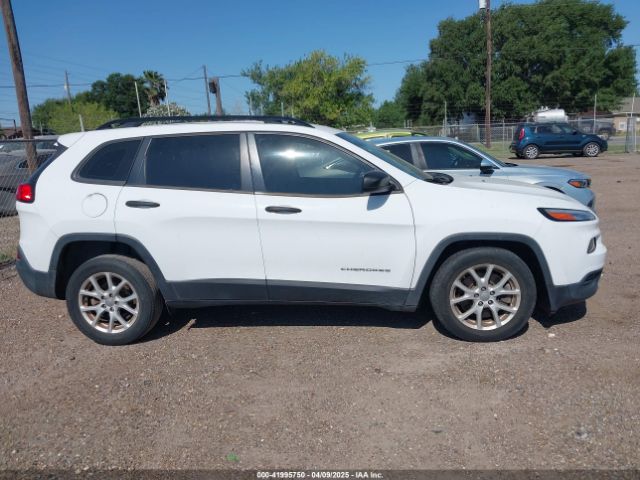 1C4PJLAB7GW107230 Jeep Cherokee Sport