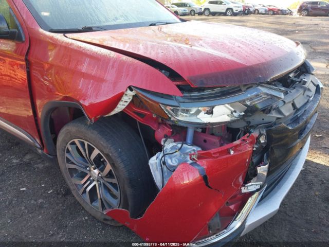 JA4AD2A31HZ062831 Mitsubishi Outlander Es