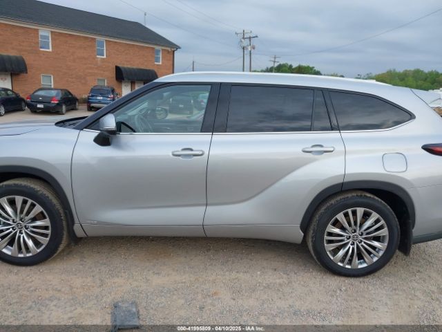 5TDEBRCH8SS660387 Toyota Highlander Hybrid Platinum